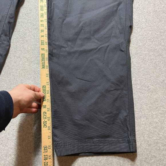 Duluth Trading Pants Mens 40x33 Gray Cargo Flex Fire Hose Canvas (Tag 42x34) - Picture 5 of 12